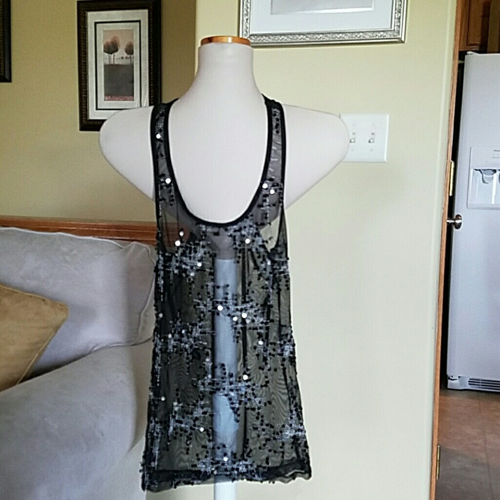 Women's tank